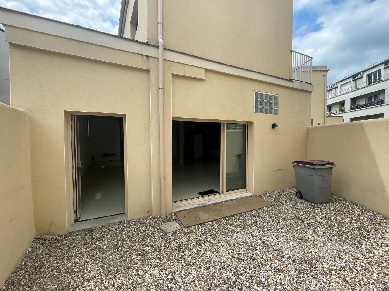 Local d'activité Ivry-sur-Seine 89m² Location local d'activité Ivry-sur-Seine Val-de-Marne OLACT2420133 4